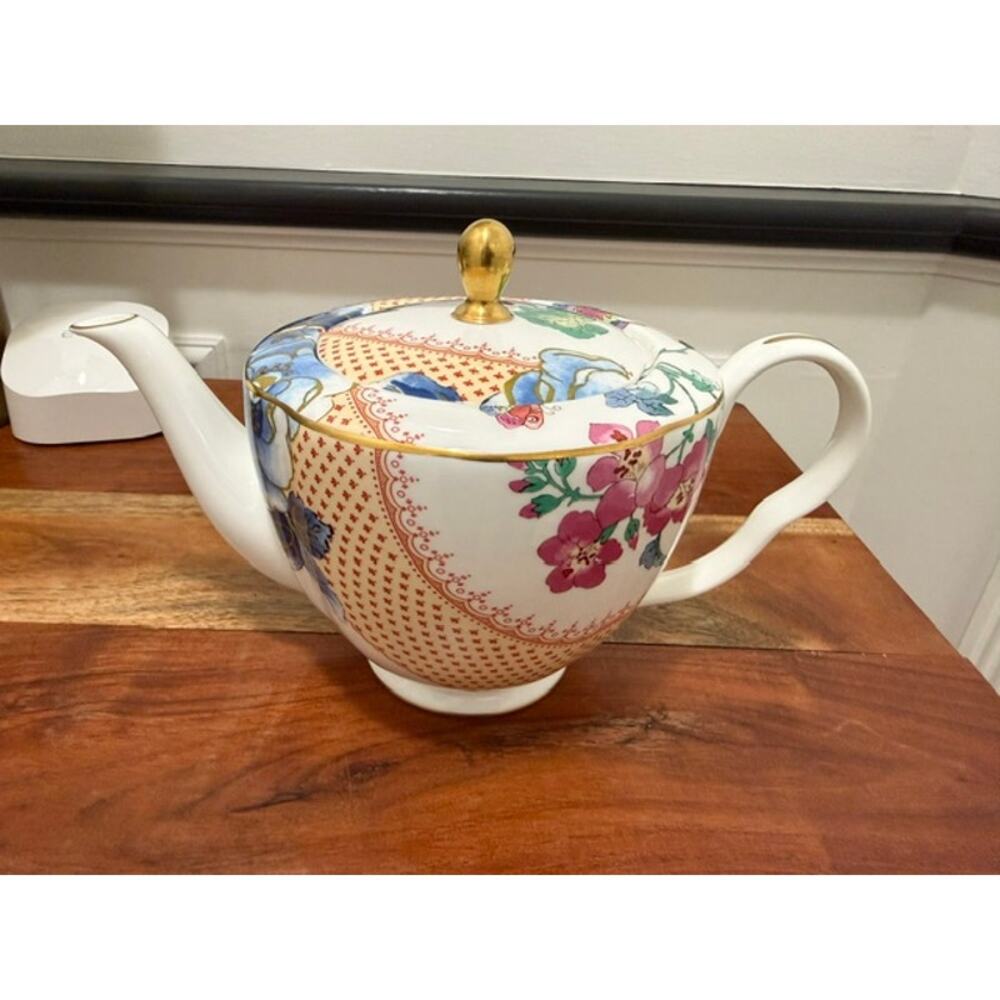 Wedgwood Butterfly Bloom Teapot Large 1.8 Pint 1000 ML New No Box